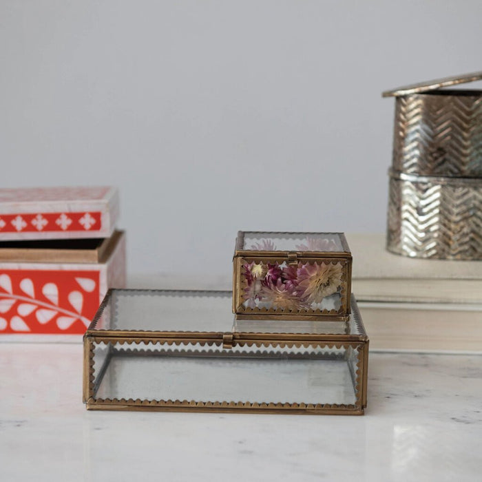 Brass & Glass Display Box w/ Scalloped Edges, 3"