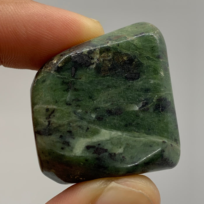 1x Nephrite Jade Tumble!