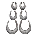 Oxidized Hammered Platform Saddle Spreaders